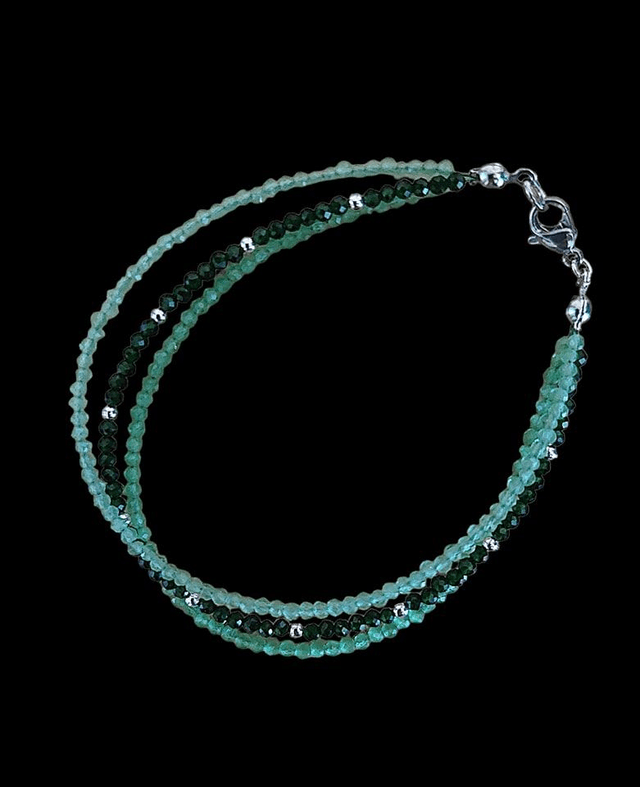 Bracelet trois rangs en Elbaïte vert clair et vert foncé 