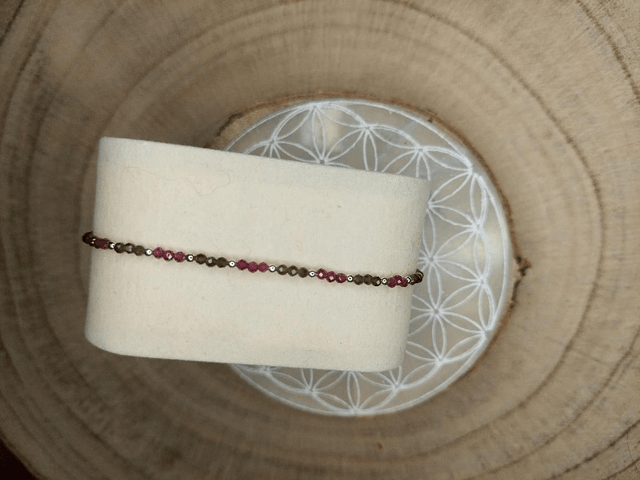 Bracelet femme “Élégance Profonde” – Grenat Bordeaux & Obsidienne – Acier inoxydable ajustable